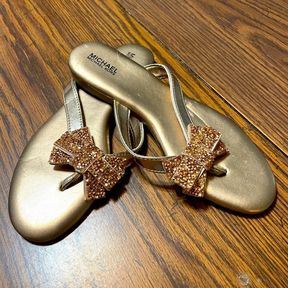 2/$20 Michael Kors Rose Gold Girls Sandals. Size 4